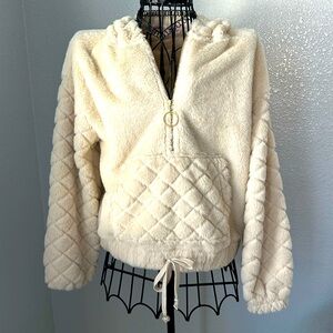 NWOT Crave Frame Plush hoodie / top